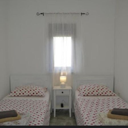 Apartment Lora Pag Town Eksteriør bilde